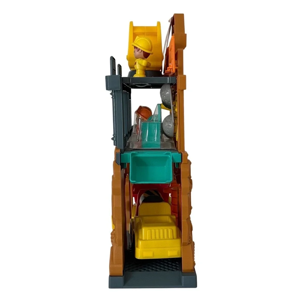 Kid Connection Mega Construction Site Play Set 33 Pieces Light & Sound NEW